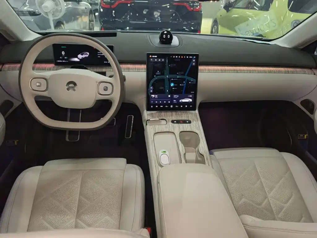 NIO ET7 2025 2024 75kWh Executive Signature Edition