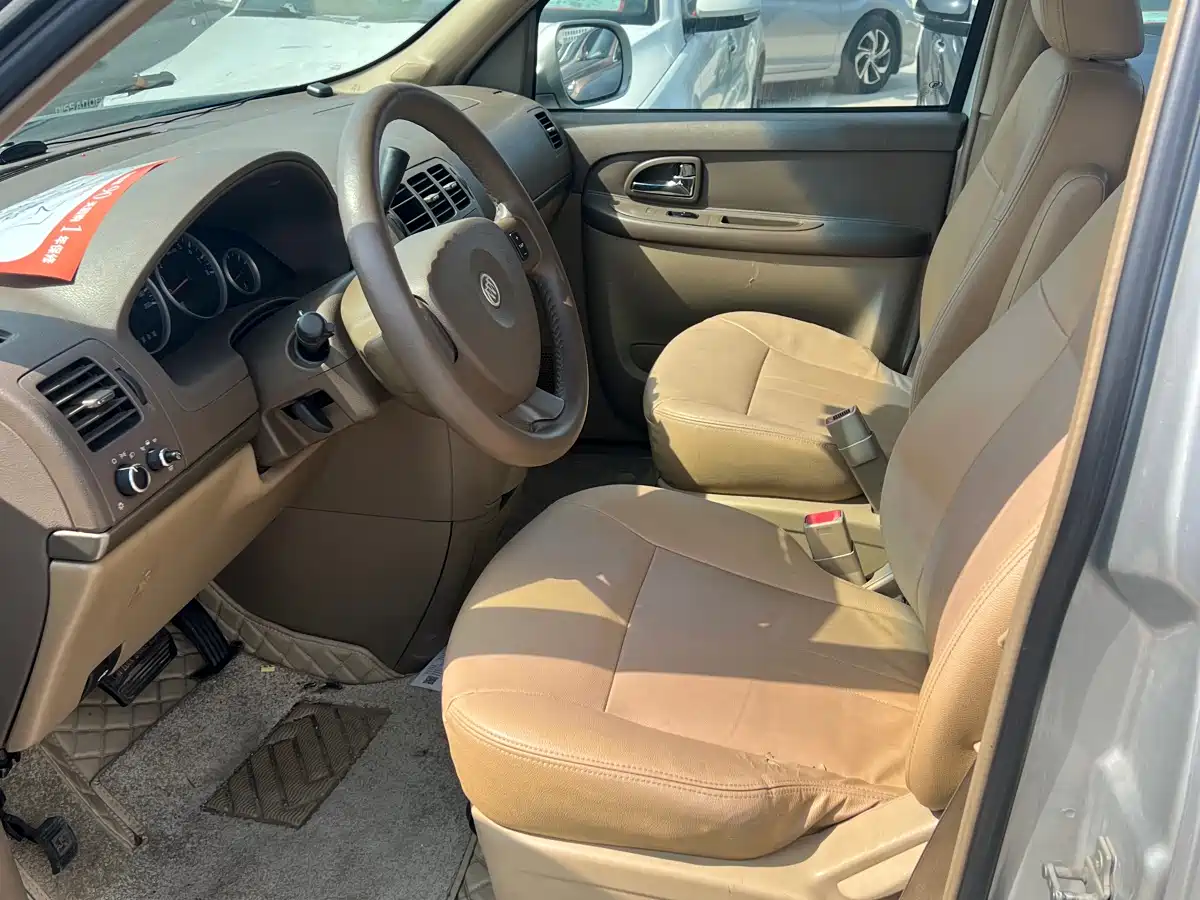 Buick GL8 2013 2.4L Comfort Edition фото 6