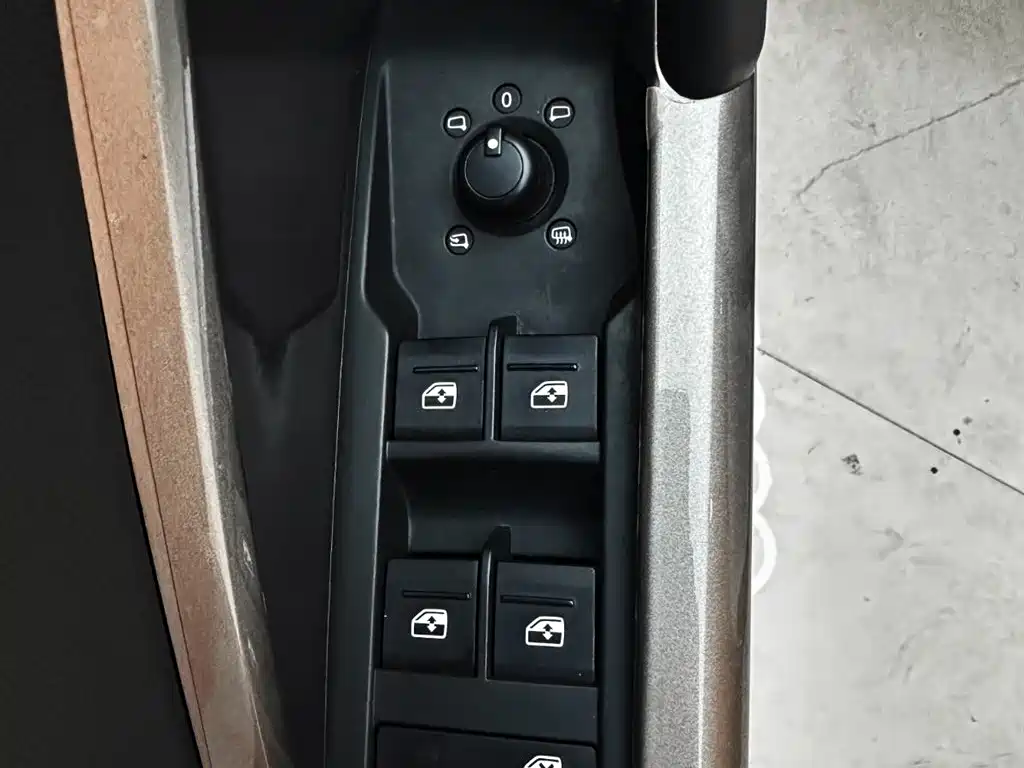 Audi Q3 2022 35 TFSI Fashion Dynamic фото 16