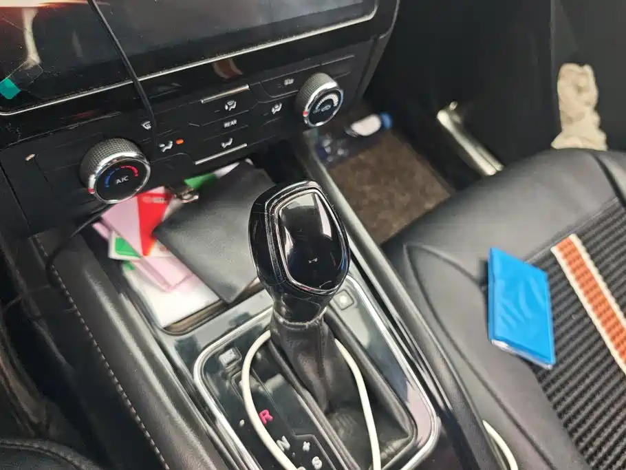 Dongfeng Fengguang Fengguang 580 2017 2017 1.5T CVT Luxury