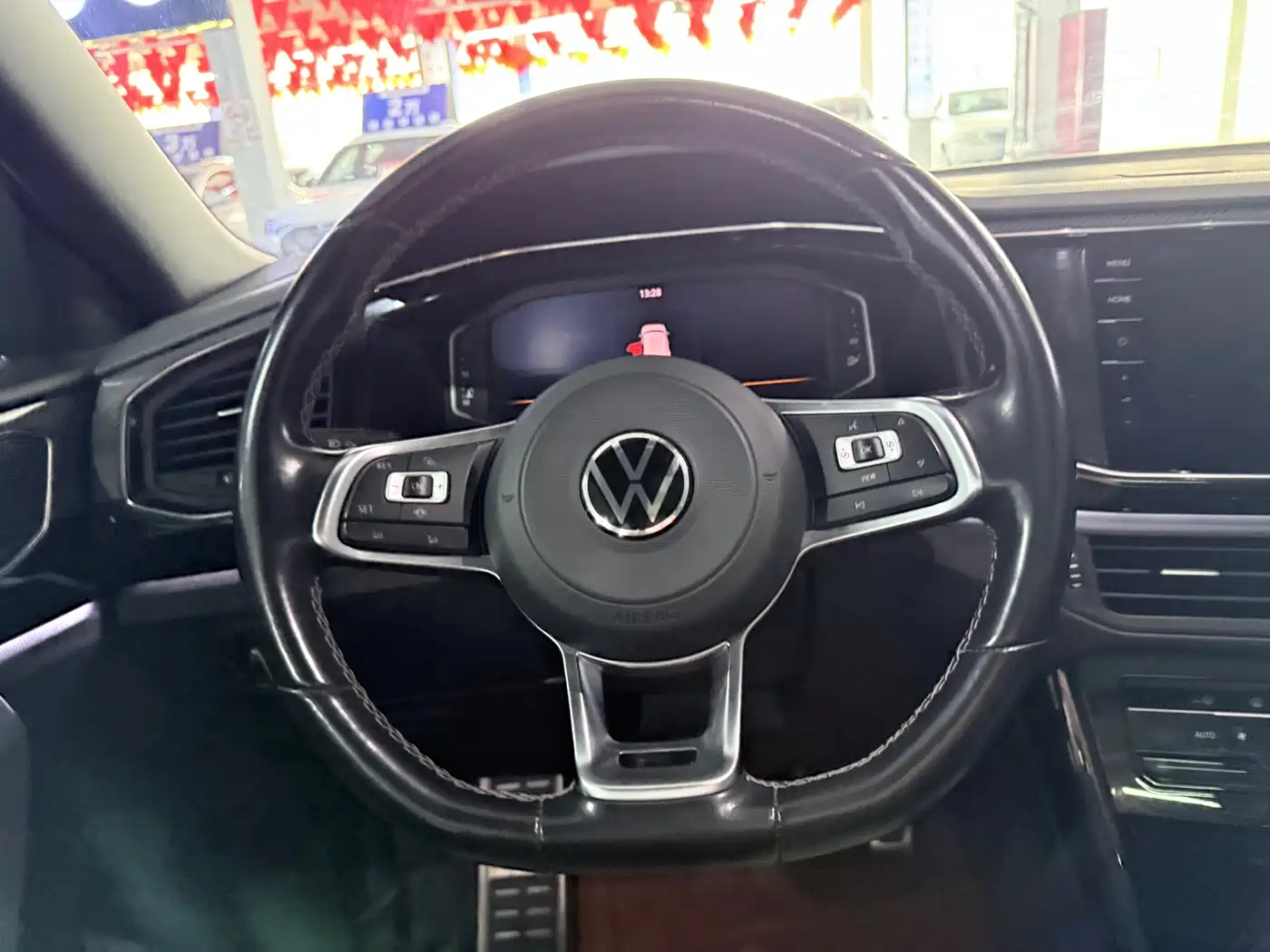 Volkswagen Tayron 2020 380TSI 4WD R-Line Smart Edition фото 12