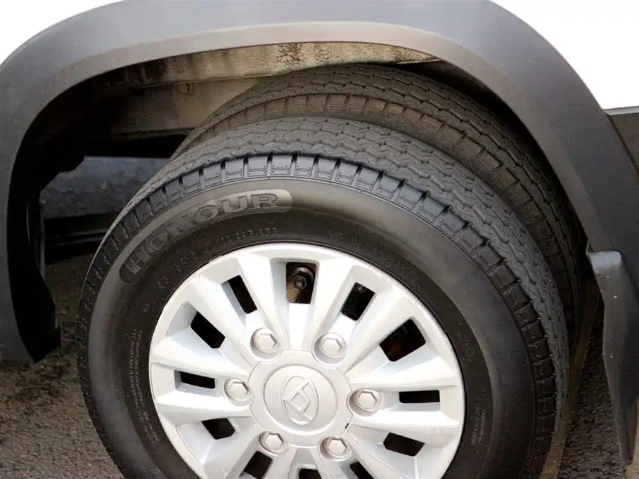 SAIC MAXUS XINTU V90