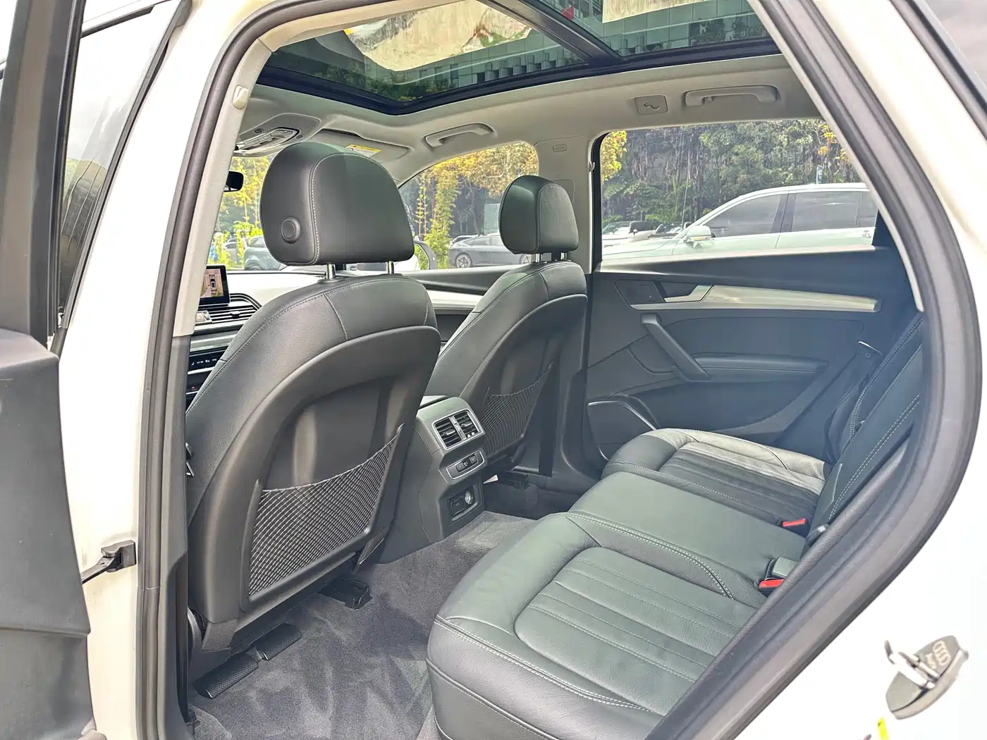 Audi Q5L 2020 40 TFSI Prestige Fashion фото 8