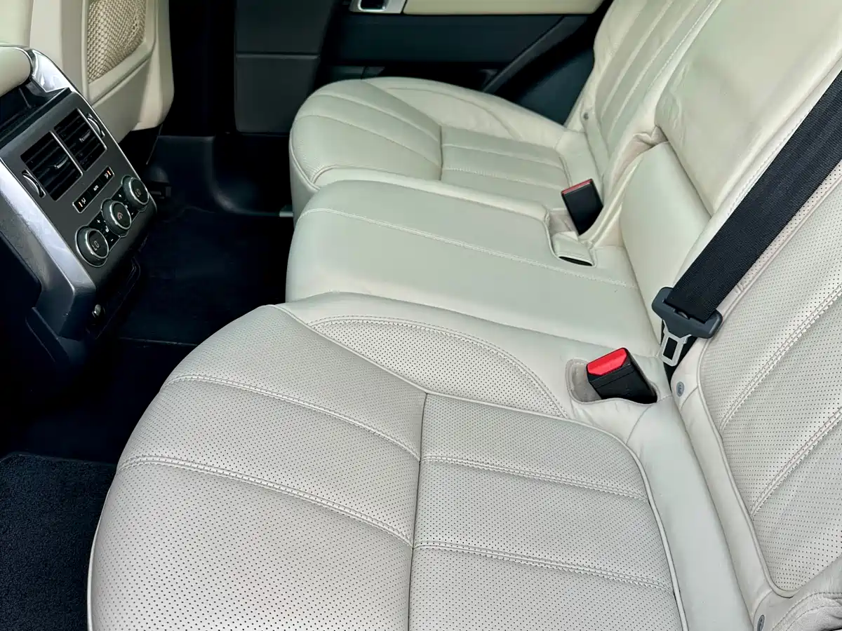 Land Rover Range Rover Sport фото 44