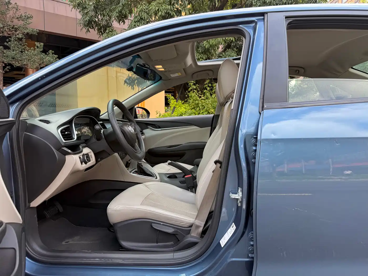Buick Excelle 2016 15N Automatic Elite фото 6