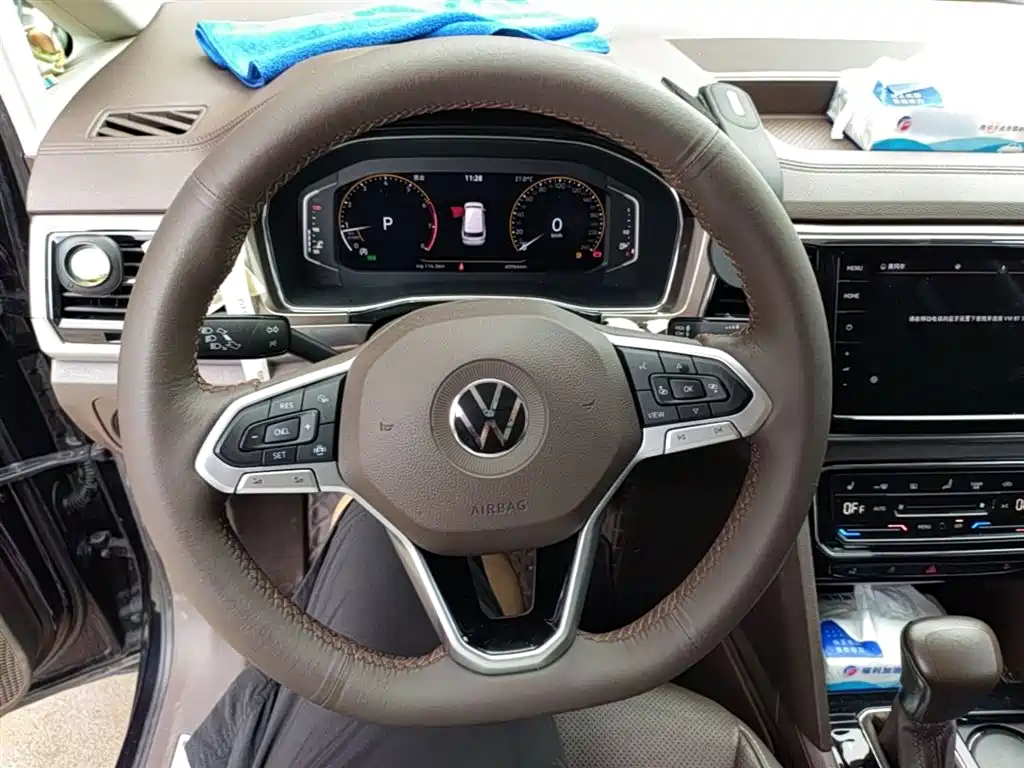 Volkswagen Viloran 2020 330TSI Luxury Edition фото 11