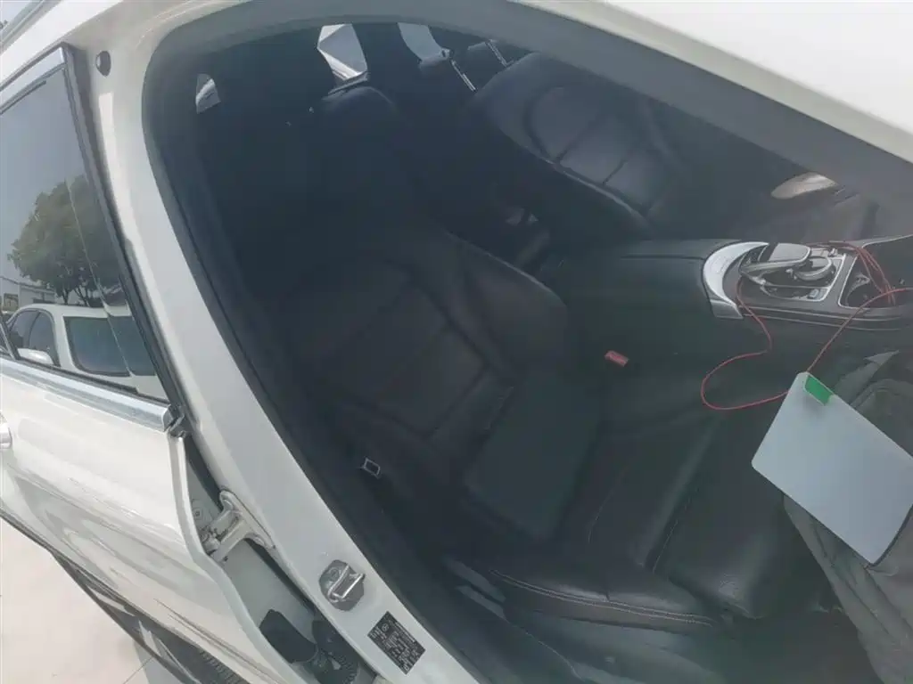 Mercedes-Benz GLC 2017 GLC 300 4MATIC Dynamic фото 25