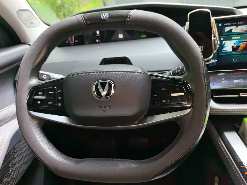 Changan UNI-K iDD 2023 2023 Smart Electric iDD 1.5T 135km Intelligent Leader