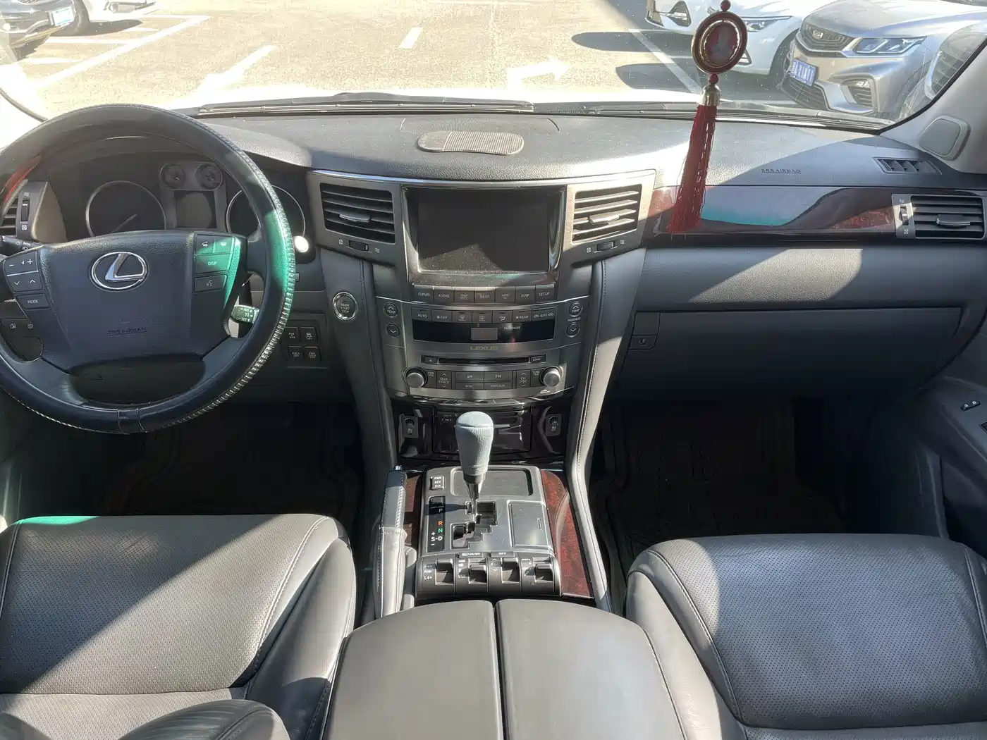 Lexus LX 2010 2009 570