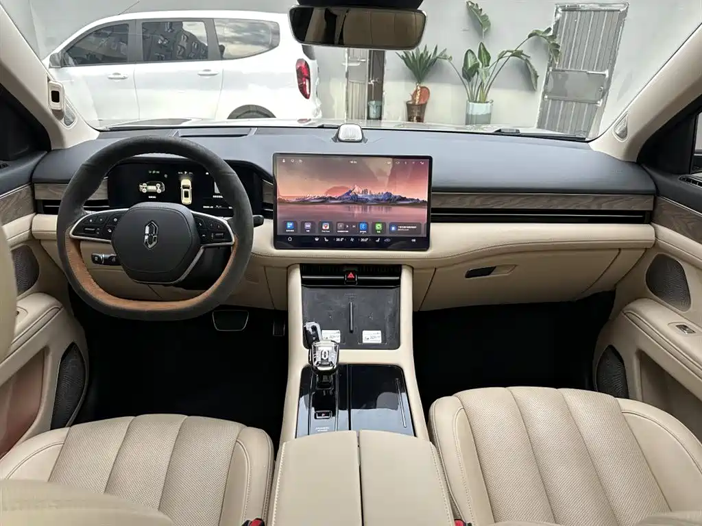 AITO Wenjie AITO M7 2022 1.5T RWD Comfort Edition фото 4