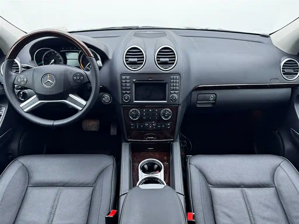 Mercedes-Benz GL-Class фото 16