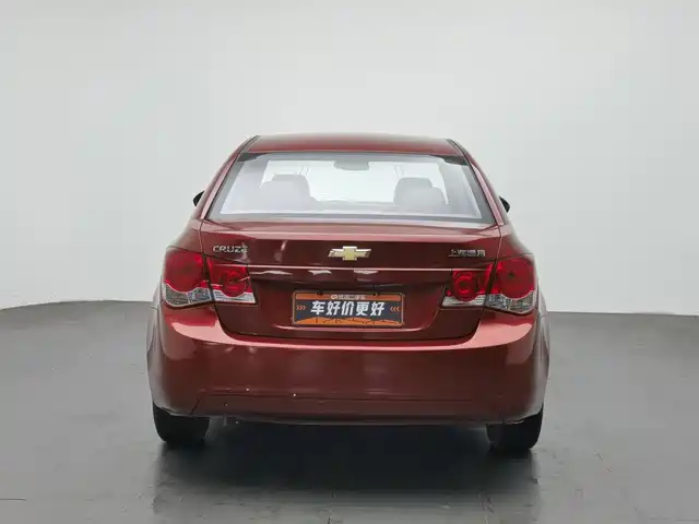 Chevrolet Cruze 2011 1.6L SL MT — фото 4