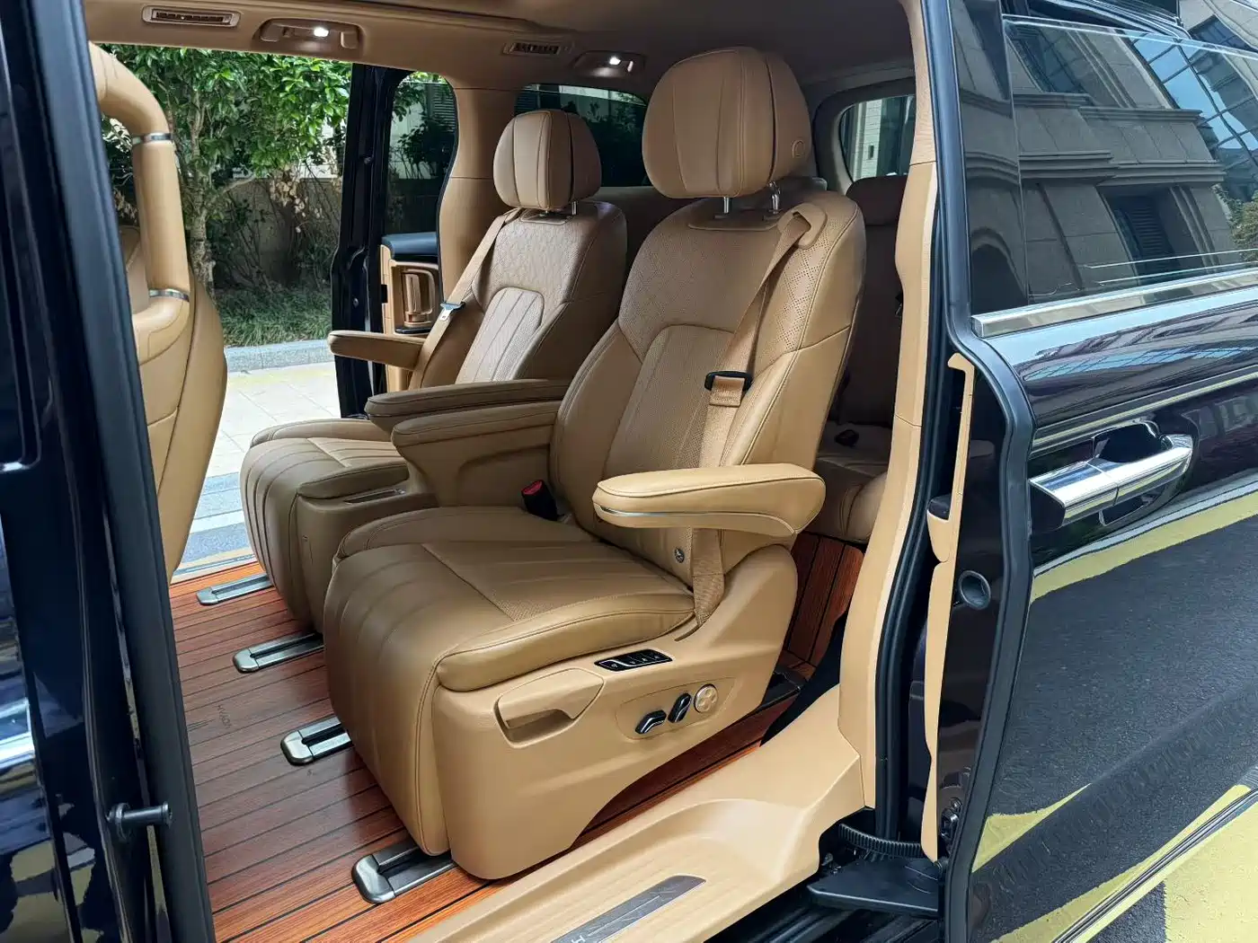 Voyah Auto Voyah Dreamer 2022 Low Carbon Edition Home фото 6