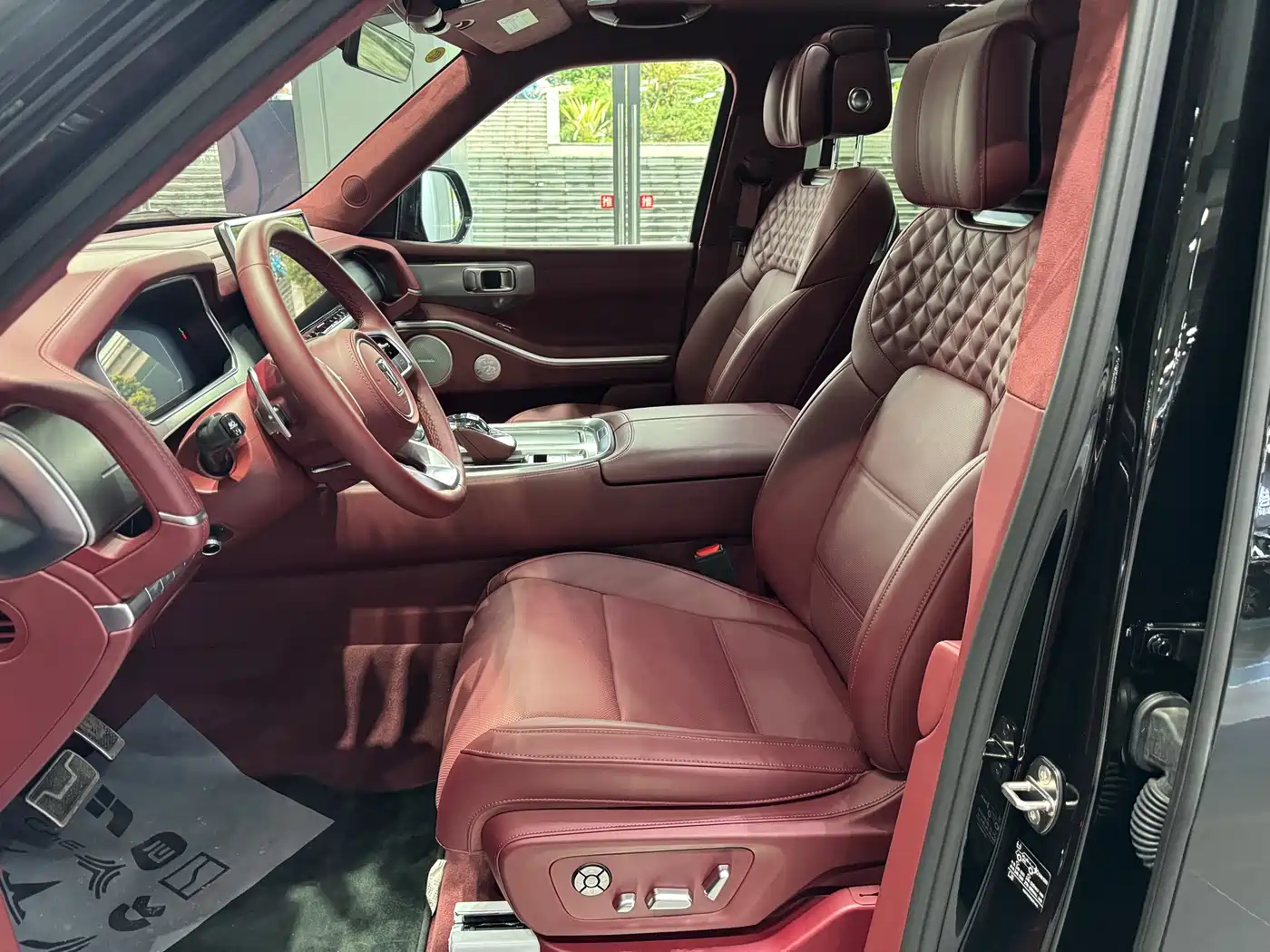 TANK TANK 700 NEW ENERGY