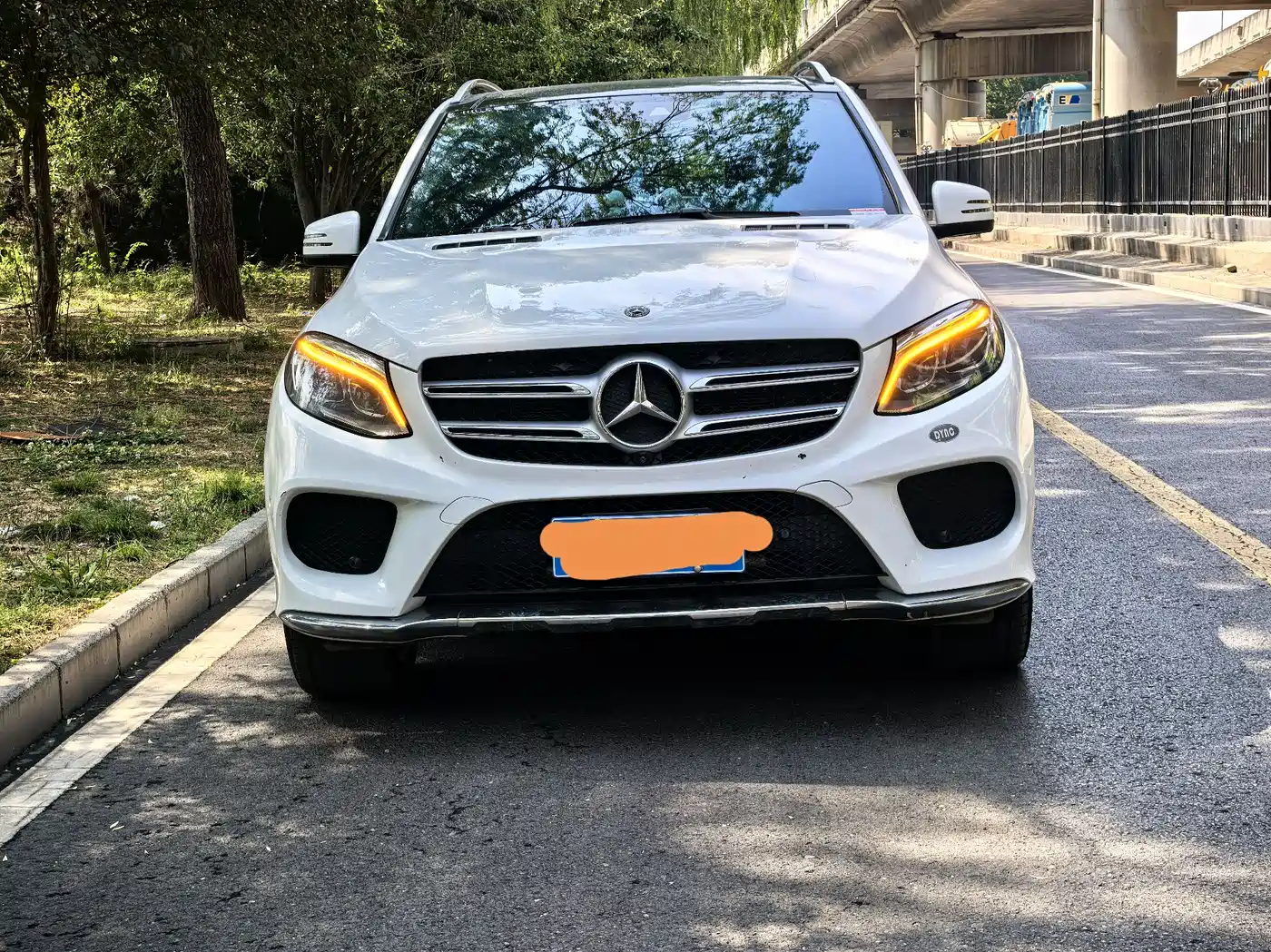 Mercedes-Benz GLE 2018 GLE 400 4MATIC Ultimate Edition фото 3