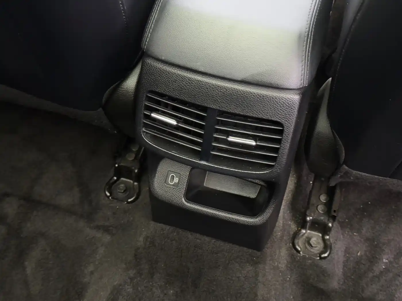 Kia Seltos 2023 1.5L CVT Luxury Edition фото 18