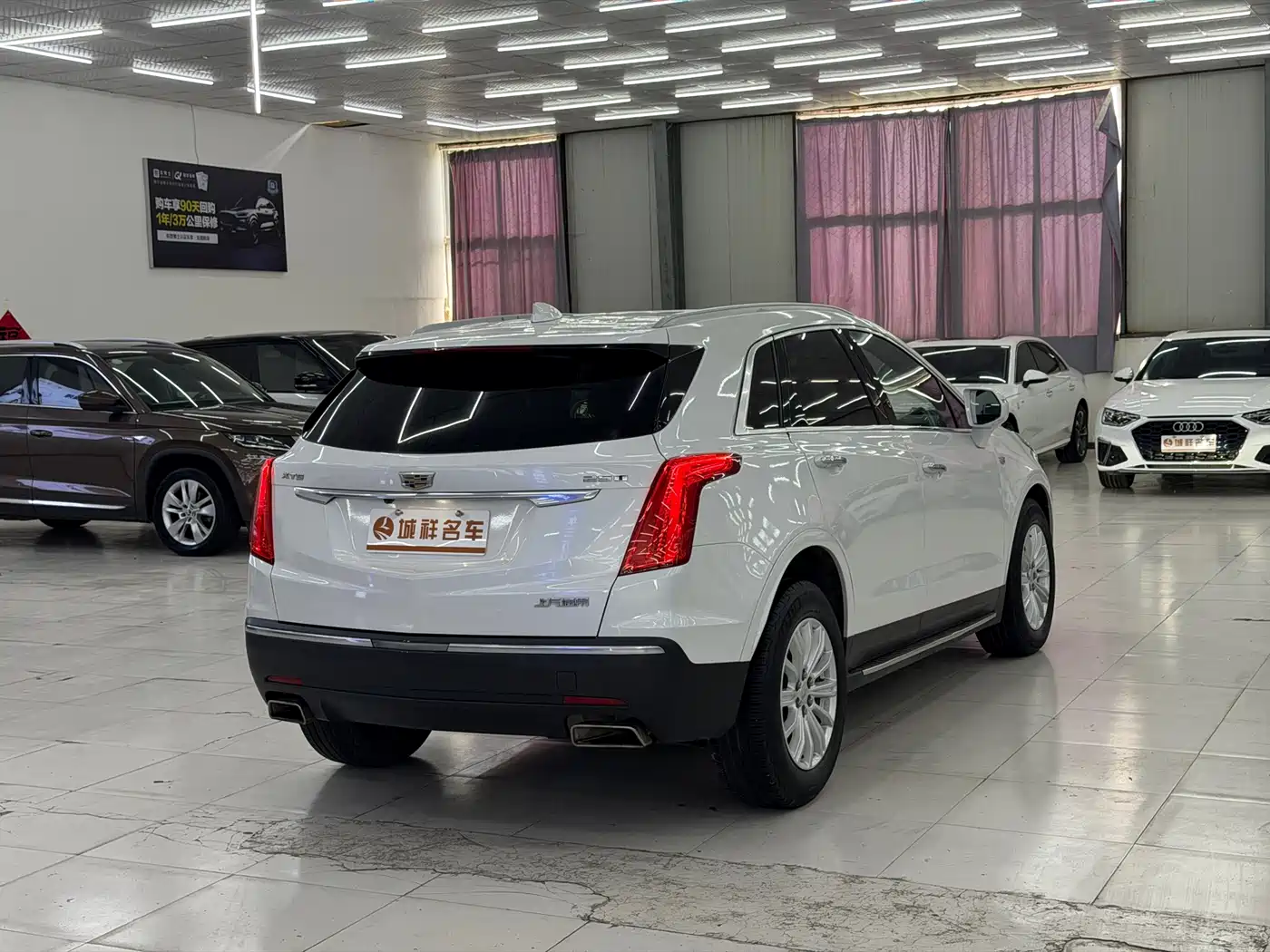 Cadillac XT5 2016 25T Technology Model фото 8