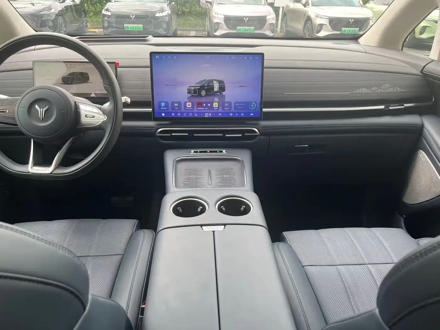 Voyah Auto Voyah Dreamer 2025 Model PHEV Basic Version фото 8