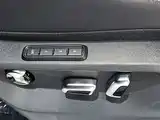 Photo 10 - Volkswagen Teramont