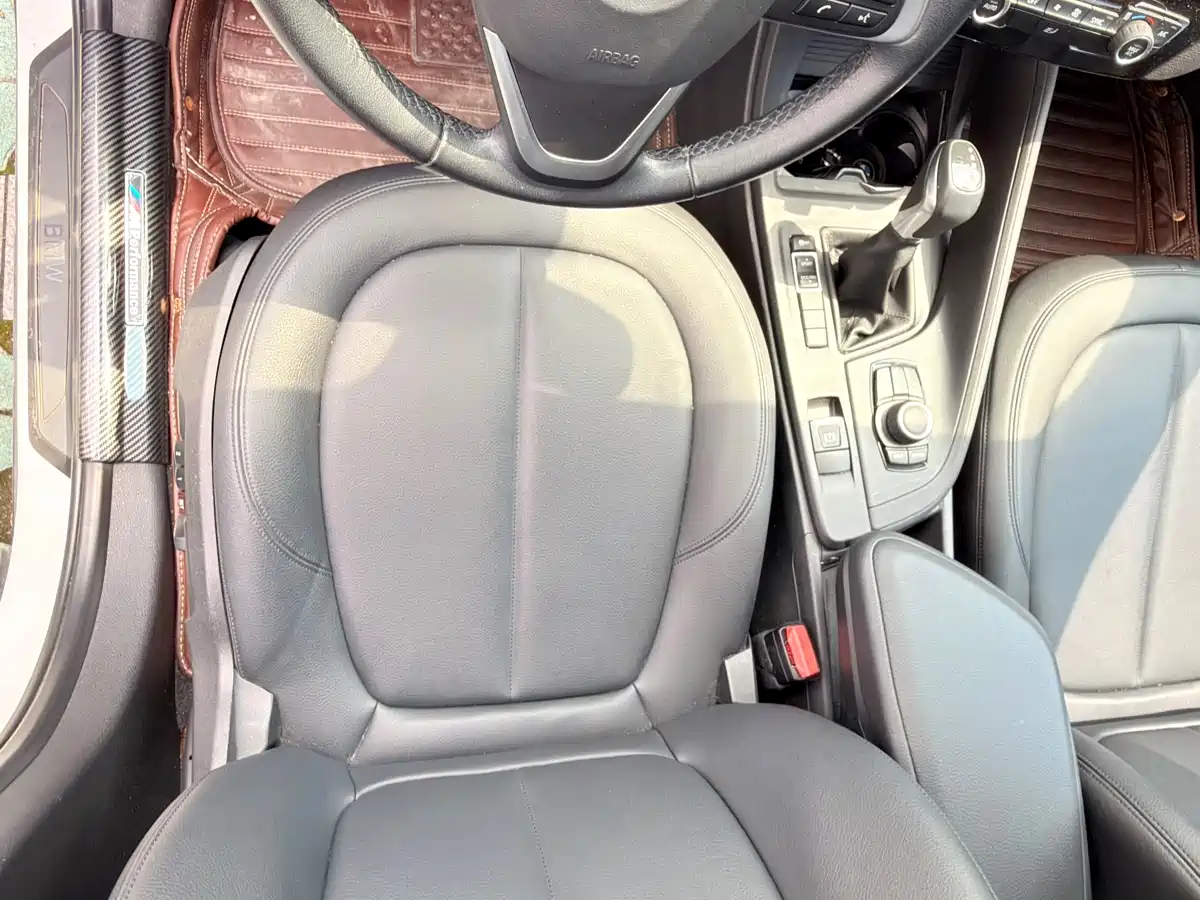 BMW X1 2016 sDrive18Li Fashion Model фото 12