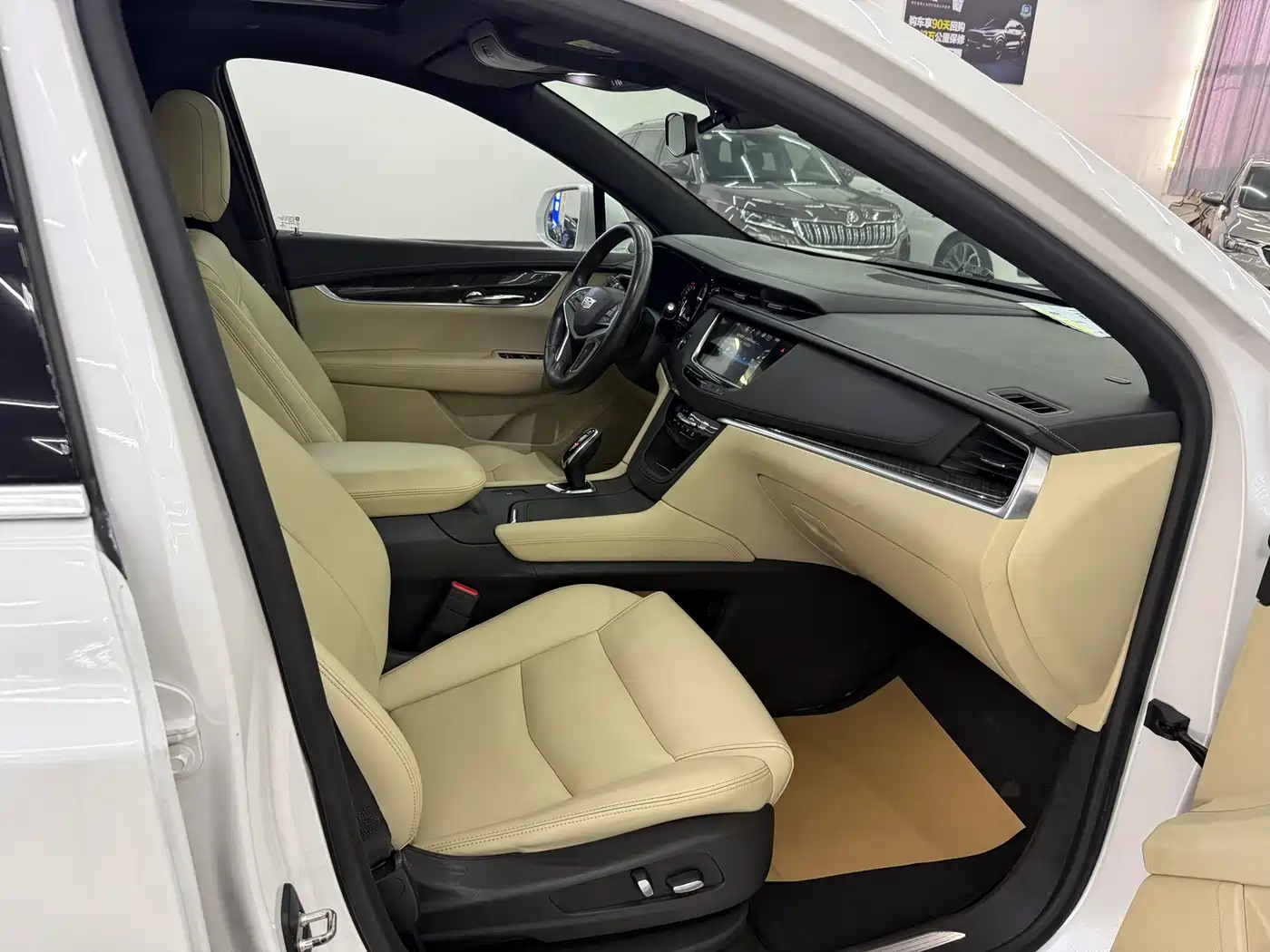 Cadillac XT5 2016 25T Technology Model фото 7