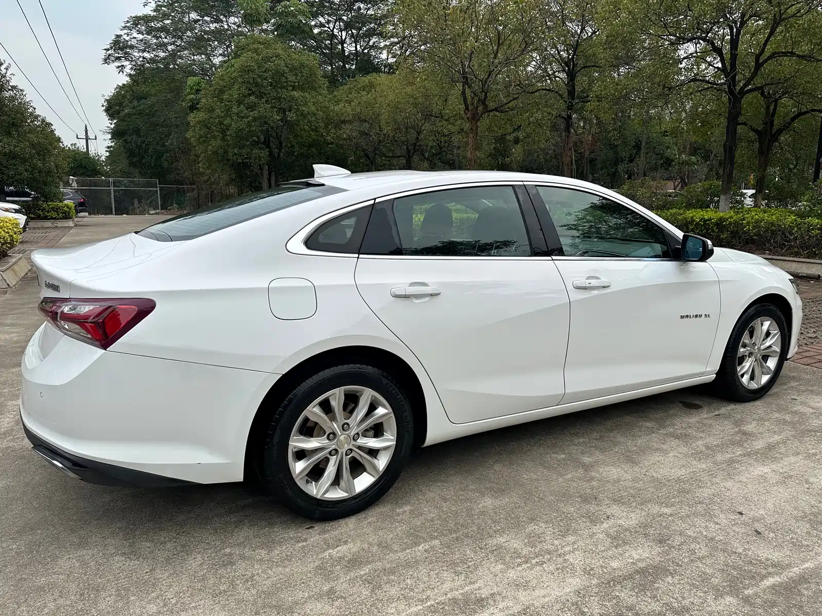 Фото 15 - Chevrolet Malibu XL