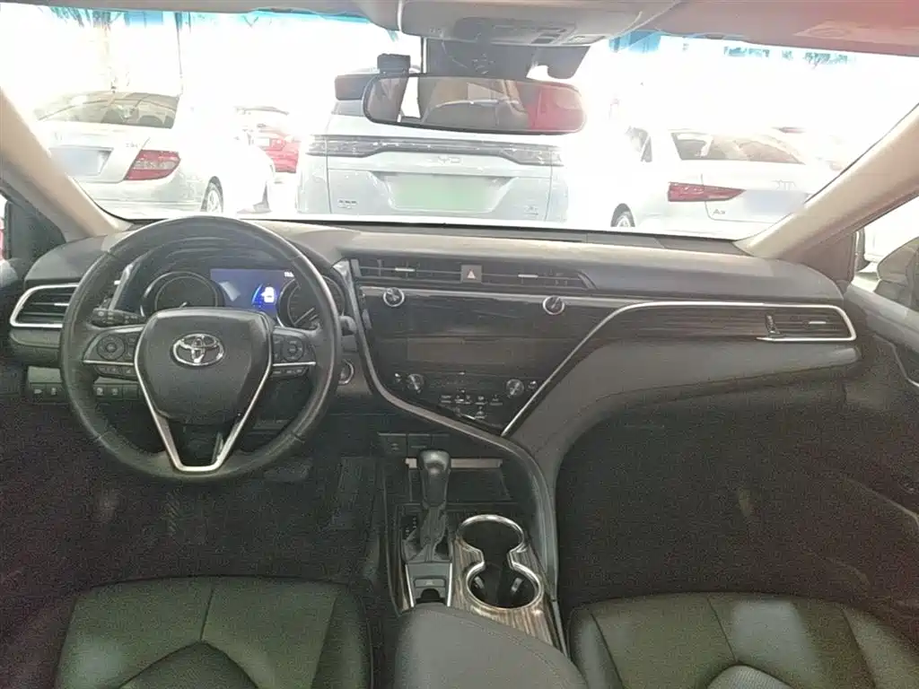 Toyota Camry 2019 2.0G Luxury Edition China VI фото 10