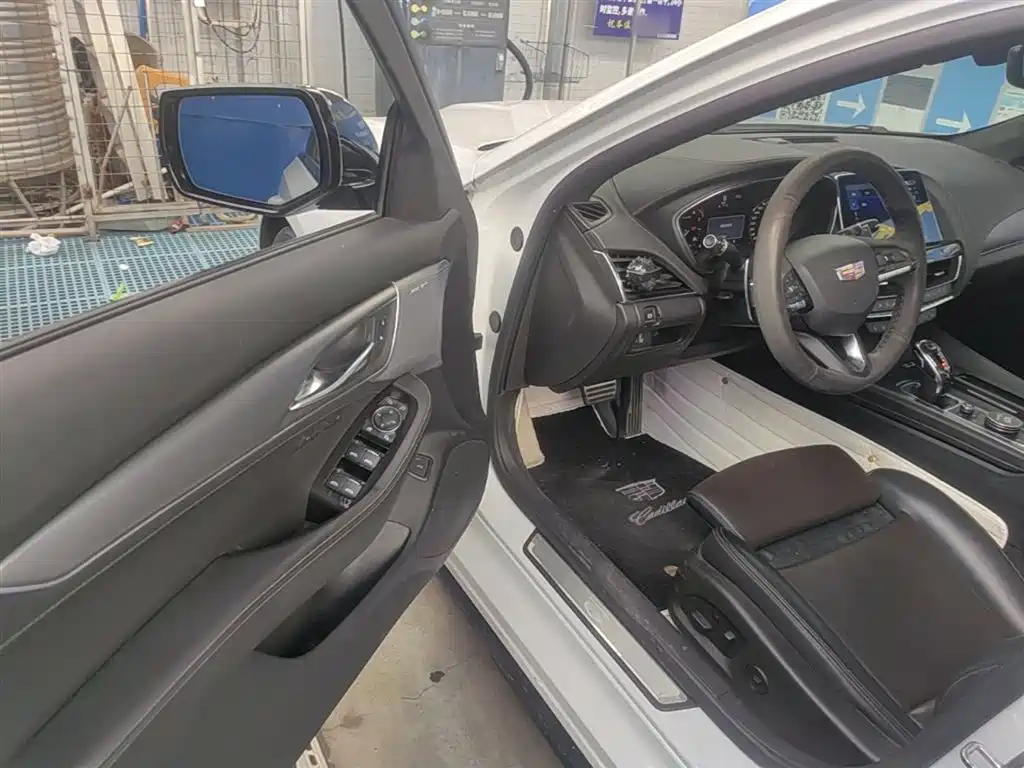 Cadillac CT5 2020 28T Leading Sport фото 16