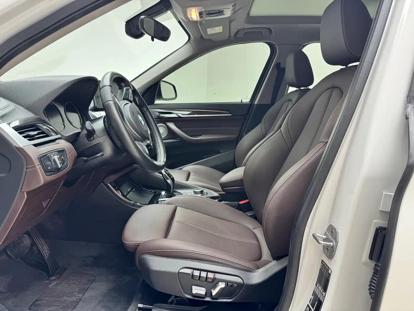 BMW X1 2022 xDrive25Li Premium фото 2