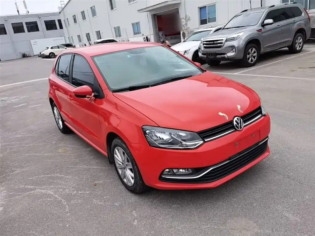 Volkswagen Polo 2014 1.6L Automatic Comfort Edition фото 4