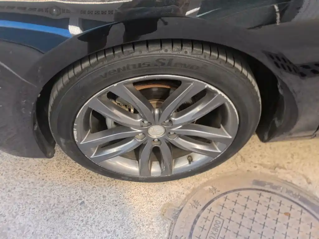 Hongqi H5 2018 2018 30TD Smart Connect Agile Edition