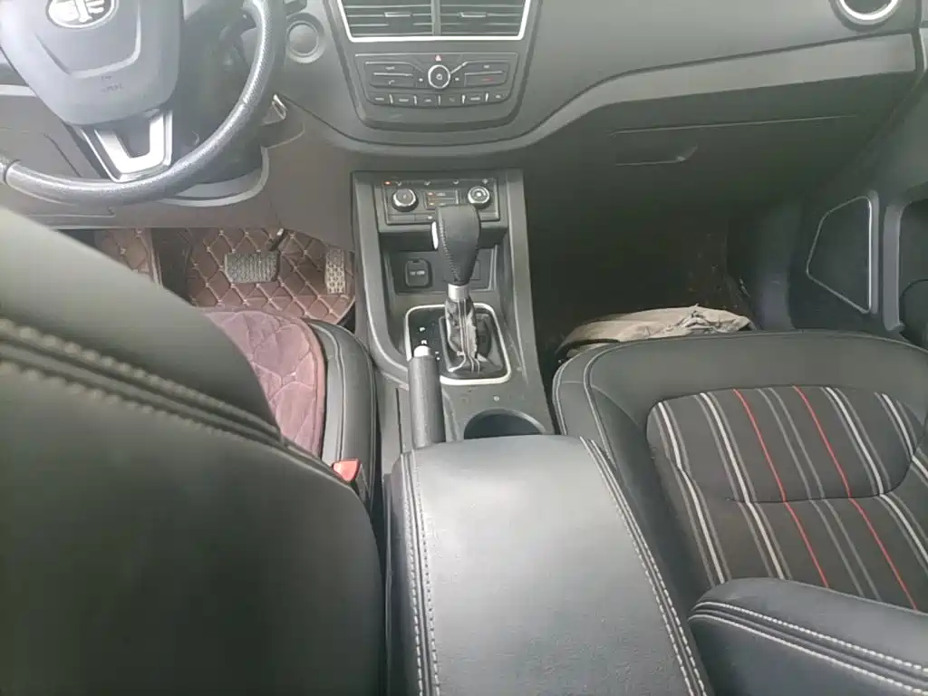 Besturn X40 2017 2017 1.6L Automatic Luxury