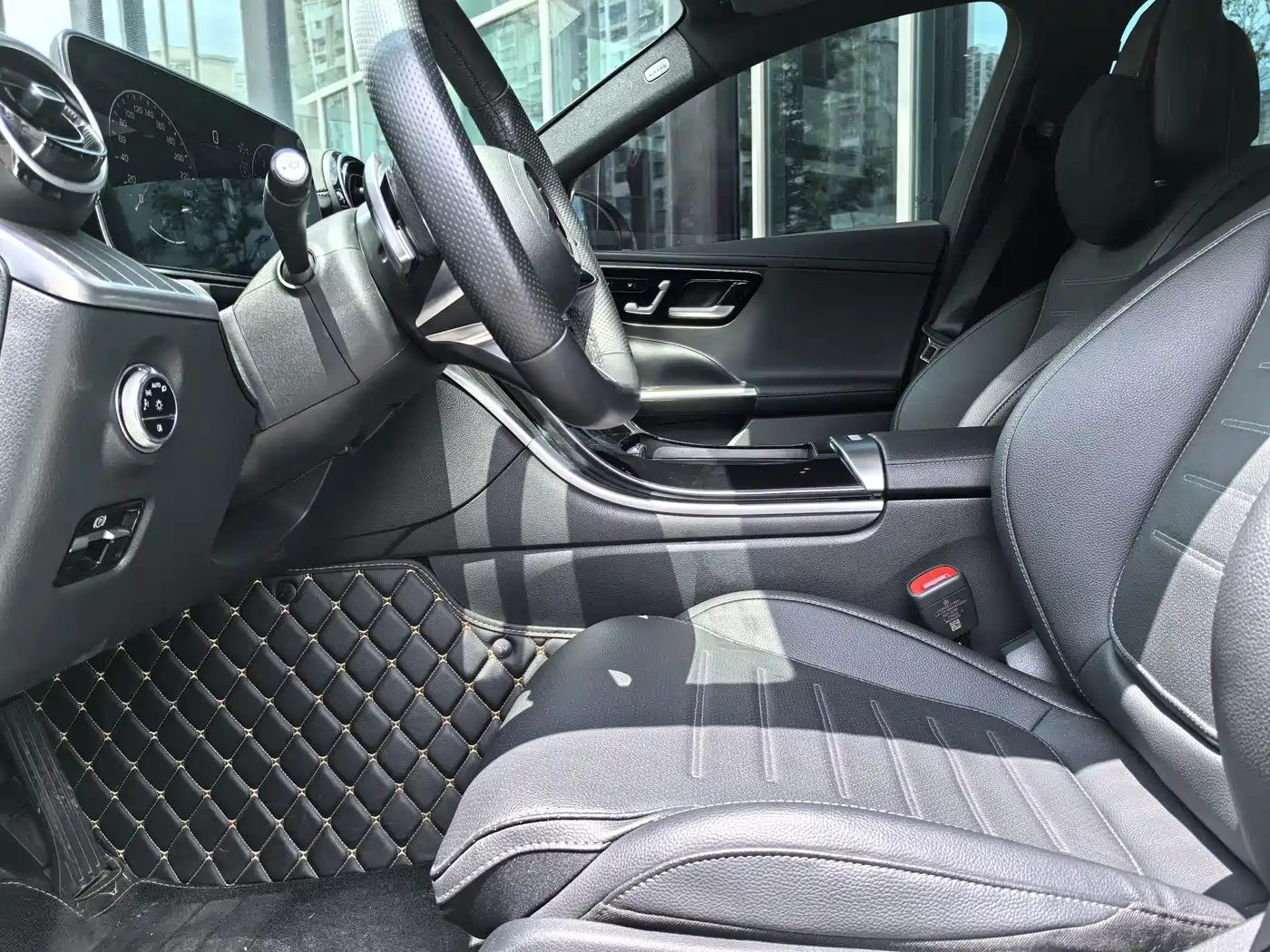 Mercedes-Benz C-Class 2024 C 260 L Sport фото 12