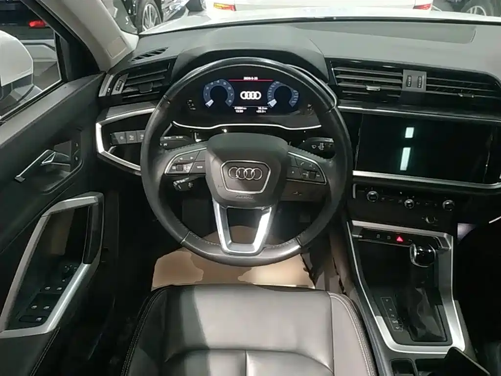 Audi Q3 2021 35 TFSI Progressive Elegance фото 11