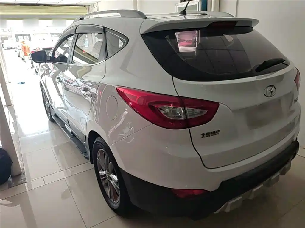 Hyundai Beijing Hyundai ix35 2015 2.0L Automatic 2WD Smart Type China IV фото 5