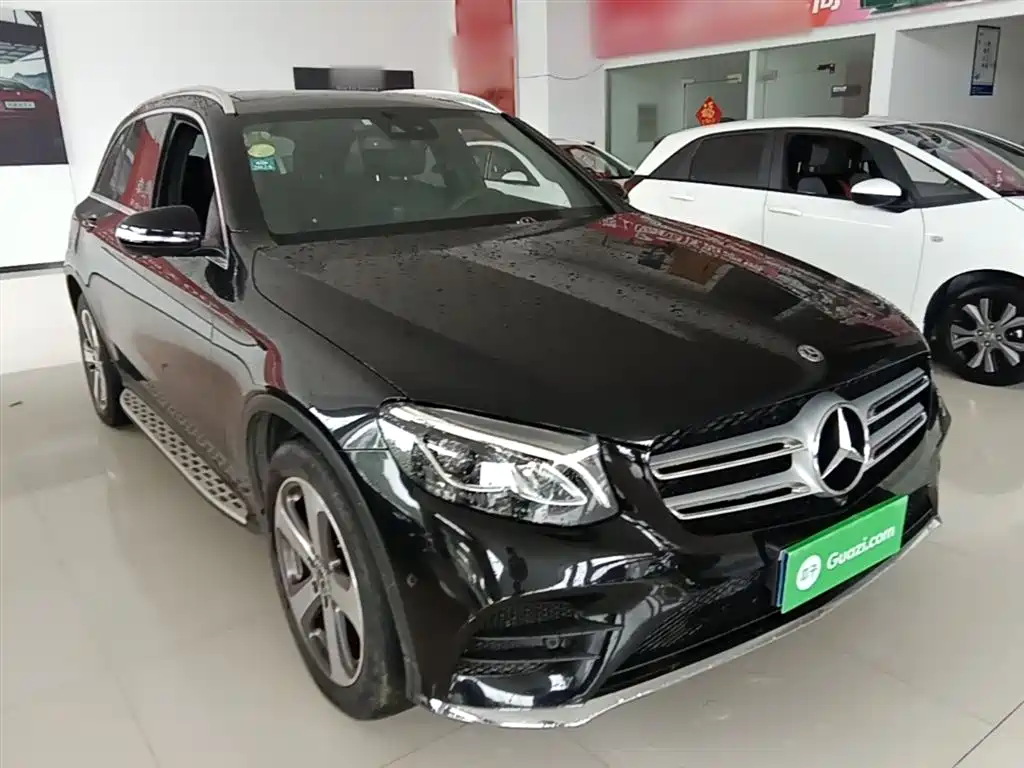 Mercedes-Benz GLC 2017 GLC 260 4MATIC Luxury фото 4