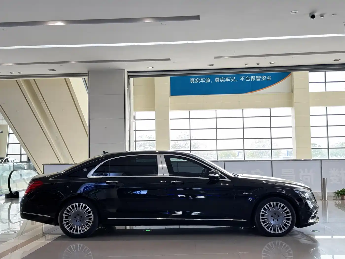 Mercedes-Benz Maybach S-Class 2016 S 400 4MATIC фото 7