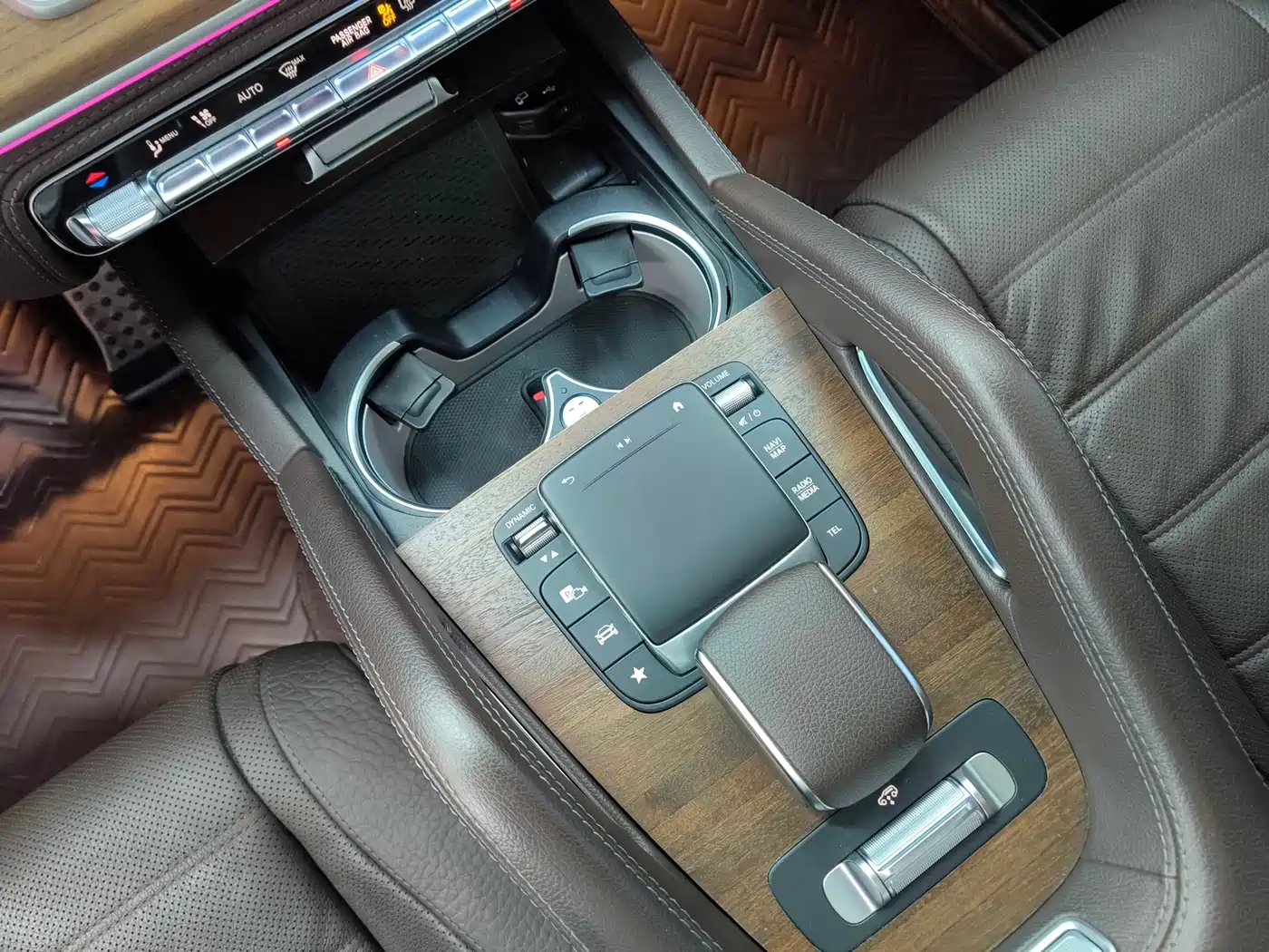 Mercedes-Benz GLS 2021 Facelift GLS 450 4MATIC Luxury фото 11