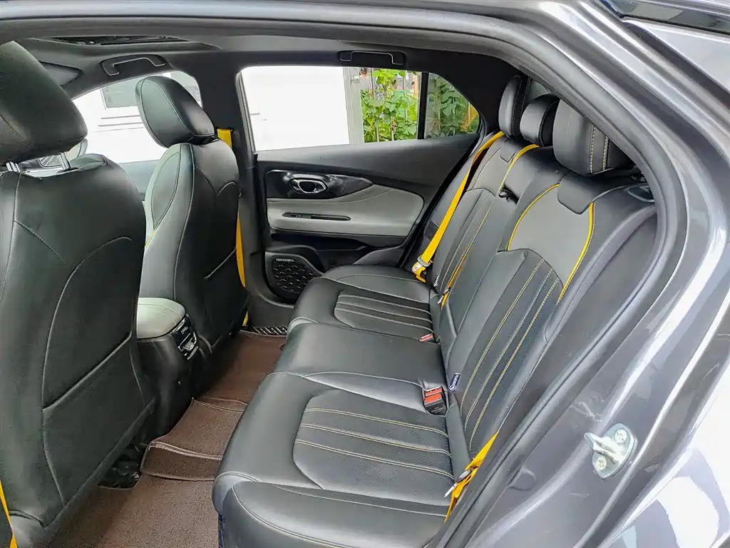 GAC Trumpchi Trumpchi Emkoo 2021 270T DCT J16 Edition фото 8