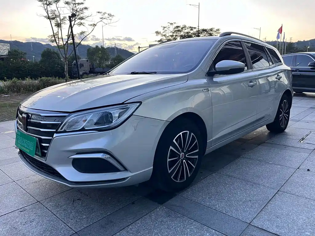 Фото 2 - Roewe Ei5