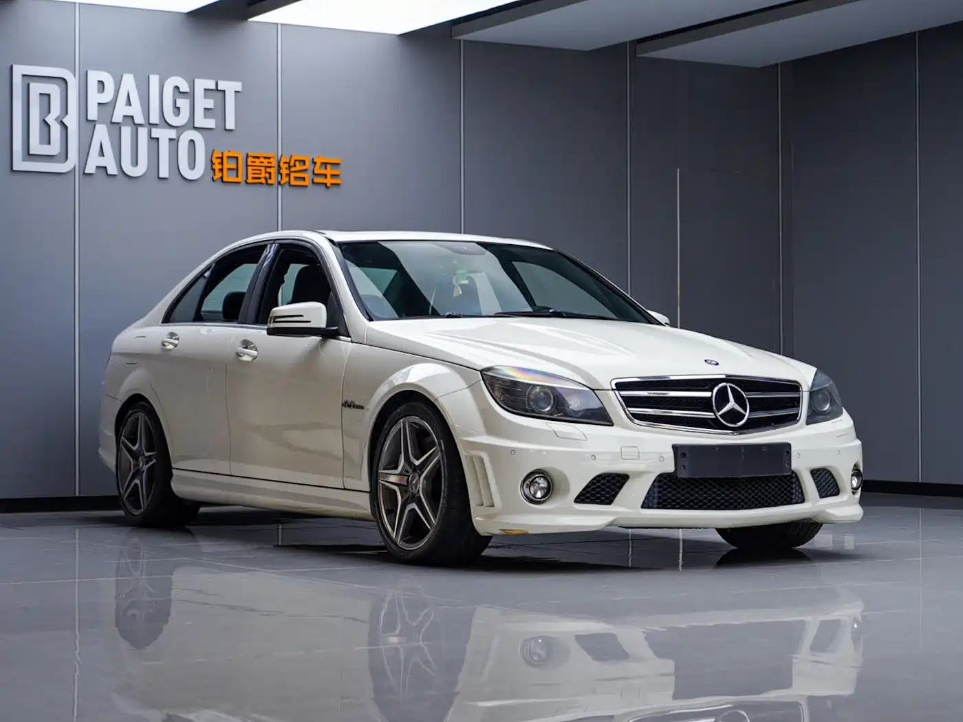 Mercedes-Benz C-Class AMG 2010 AMG C 63 Sport Enhanced Edition фото 2