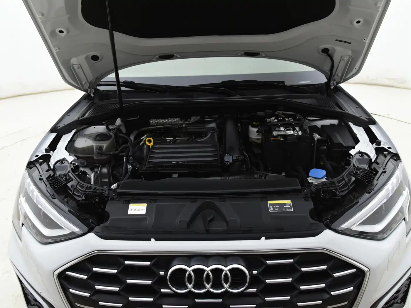 Audi A3 2023 Facelift A3L Limousine 35 TFSI Fashion Sport фото 8