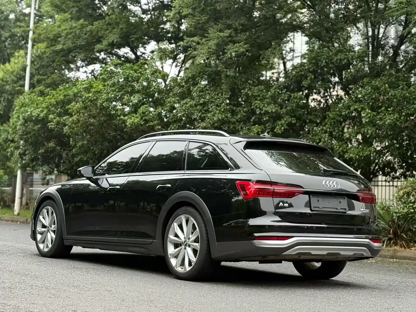 Audi A6 (Import) 2020 allroad quattro Explorer 55 TFSI Premium Off-Road фото 9
