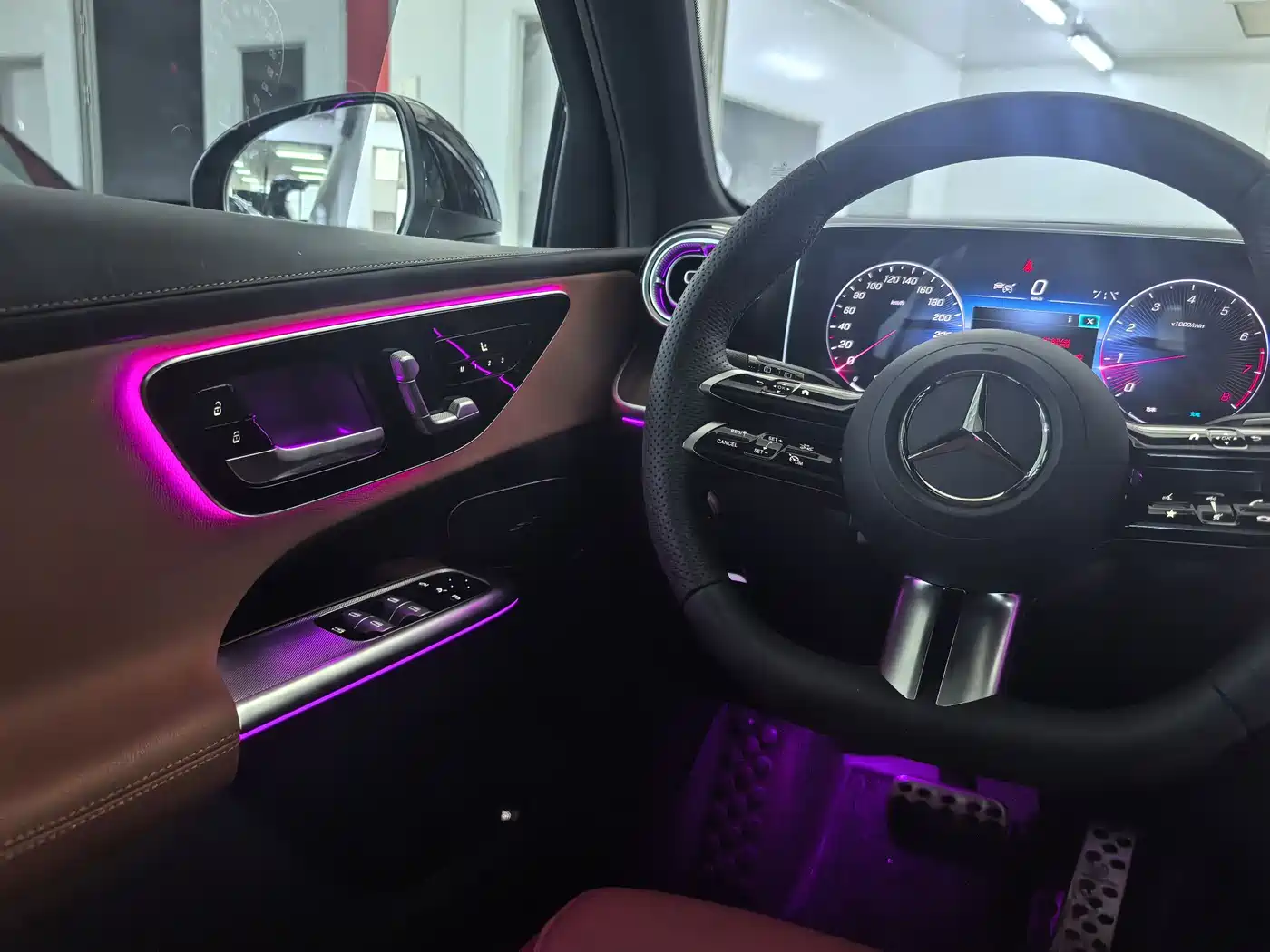 Mercedes-Benz GLC 2024 GLC 300 L 4MATIC Dynamic 5-seater фото 24