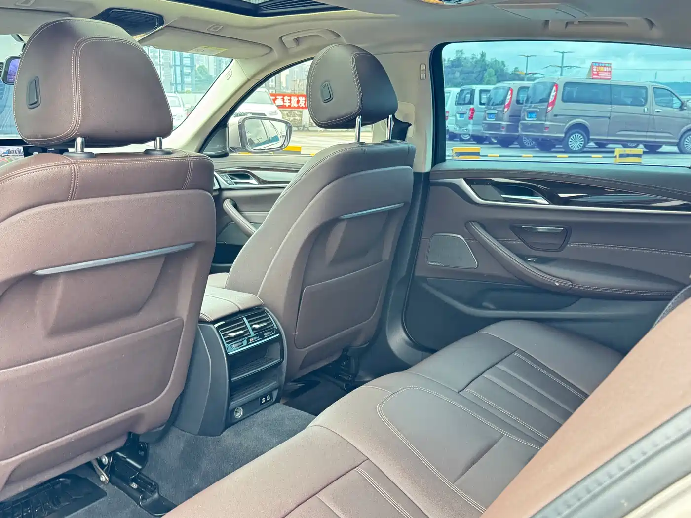 BMW 5 Series 2020 525Li Luxury Package фото 9