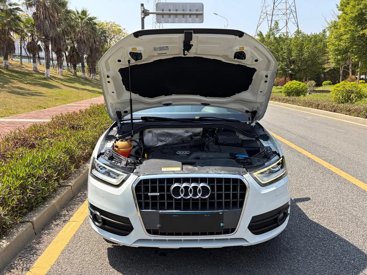 Audi Q3 2015 35 TFSI quattro Technology фото 6