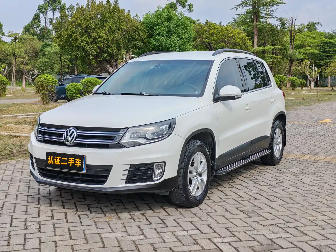 Volkswagen Tiguan 2015 1.8TSI Automatic 2WD Trendline