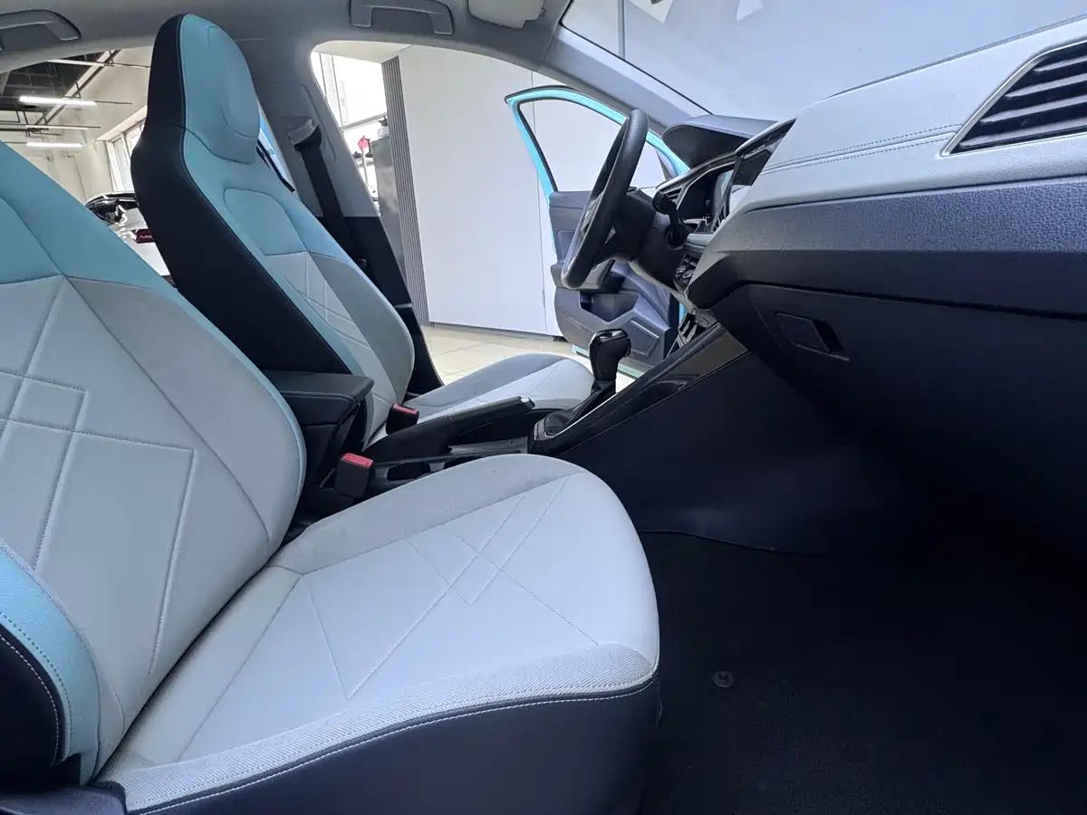 Volkswagen Lavida 2023 New Trend 1.5L Auto Aspiration Edition фото 12