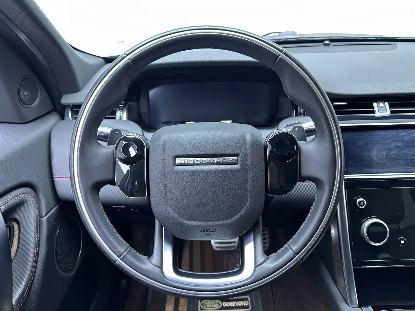 LAND ROVER DISCOVER SPORTS