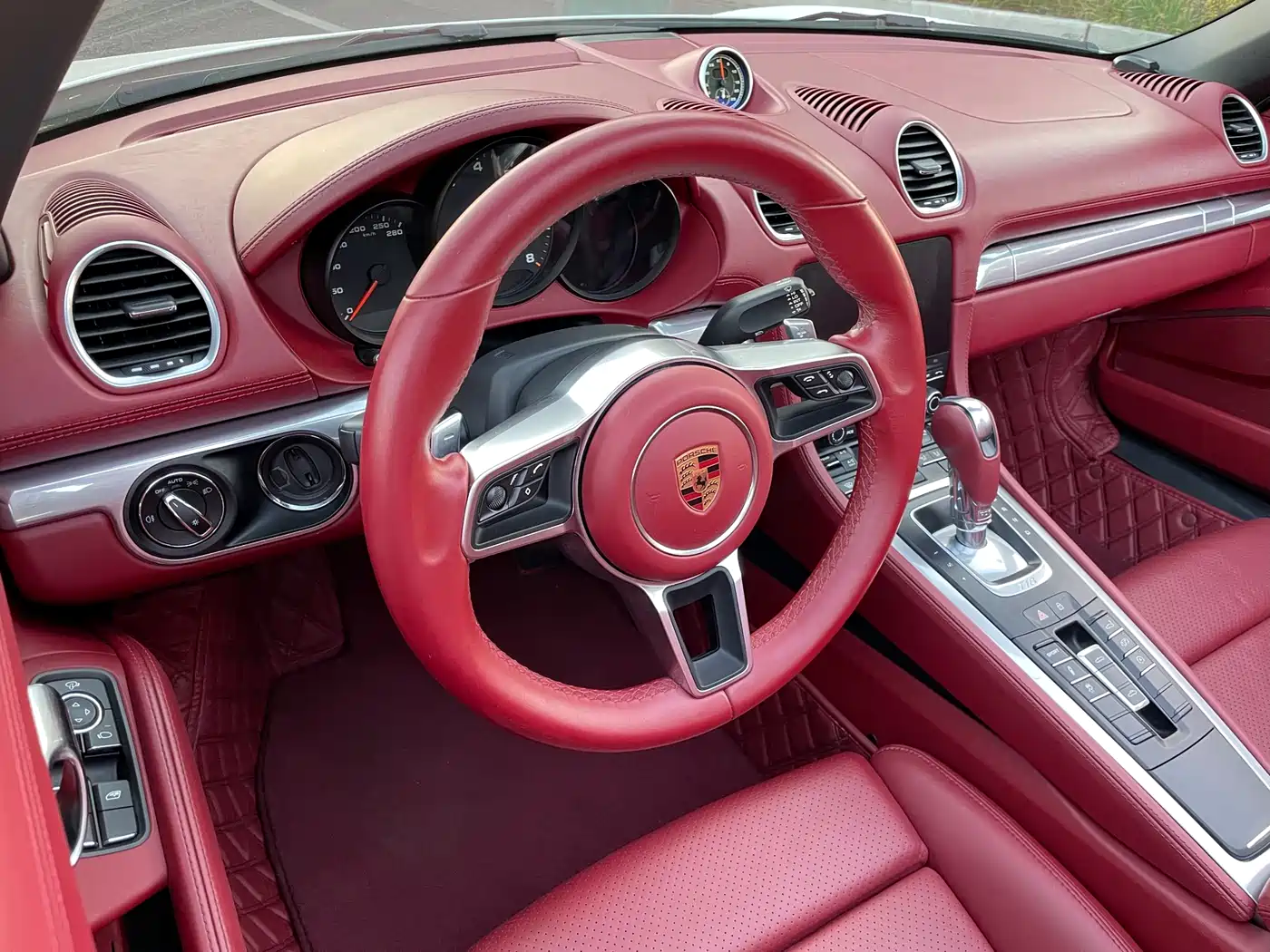 Porsche 718 2018 Boxster 2.0T фото 7